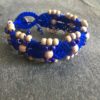 Bracelet macramé bleu et perles bois 1.